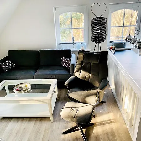 Haus-friesenresidenz-seerose-whg-14 דירה